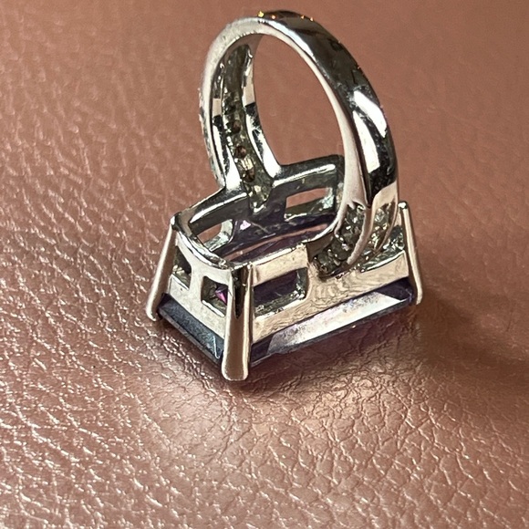 Purple CZ Costume Cocktail Ring - Picture 6 of 9